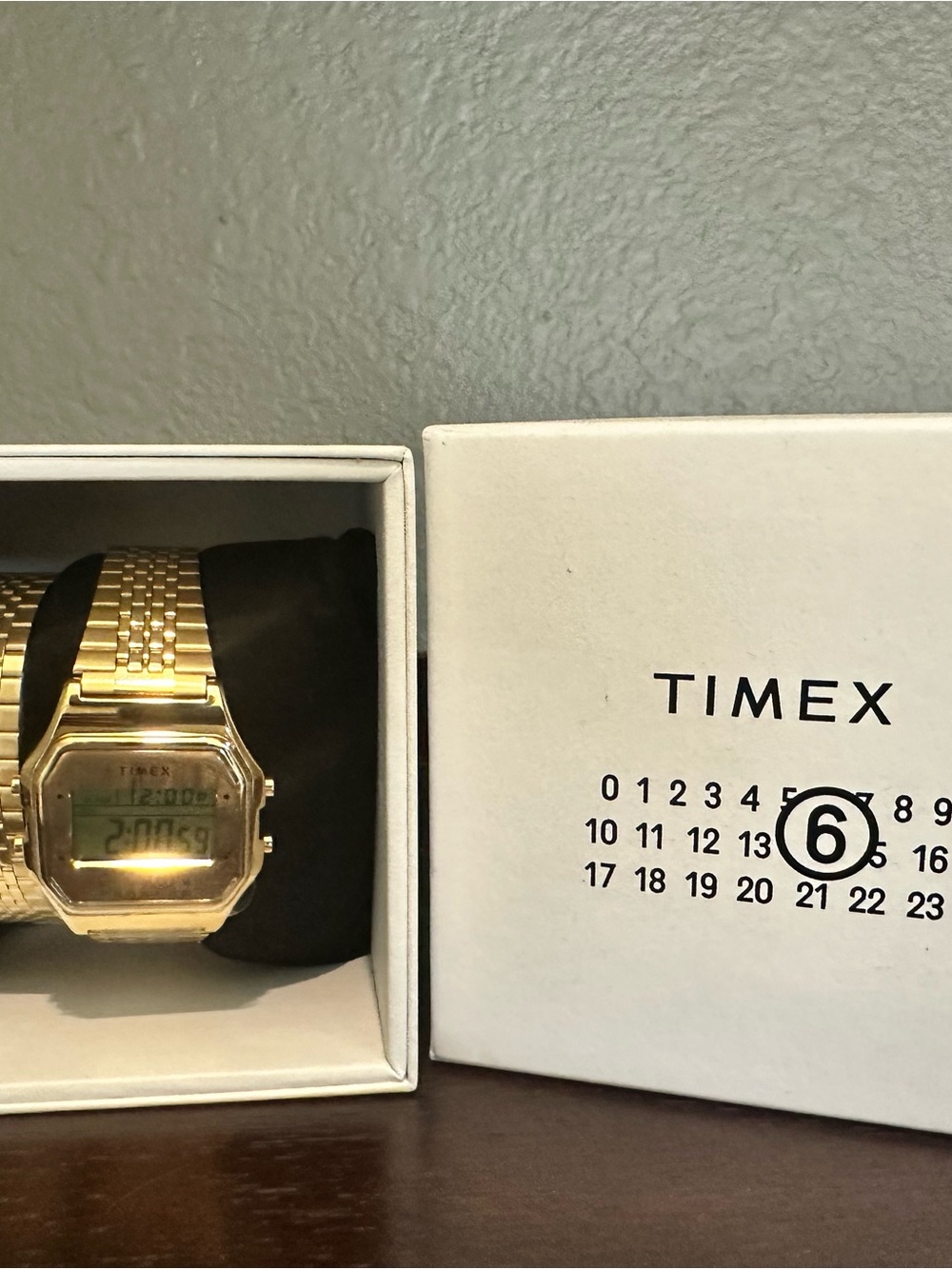 MM6 Maison Margiela x Timex T80 Gold Watch Gift Set NEW